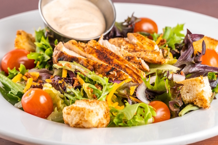 Bon Temps Grilled chicken Salad2